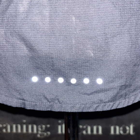 🆕 Nike Packable Jacket - Picture 8 of 8